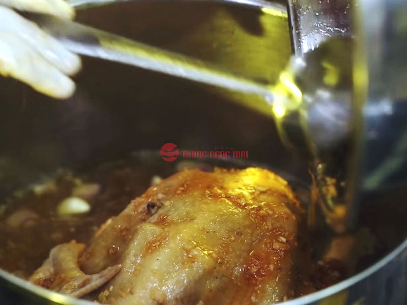 Gà hấp mắm nhĩ ngon chuẩn vị