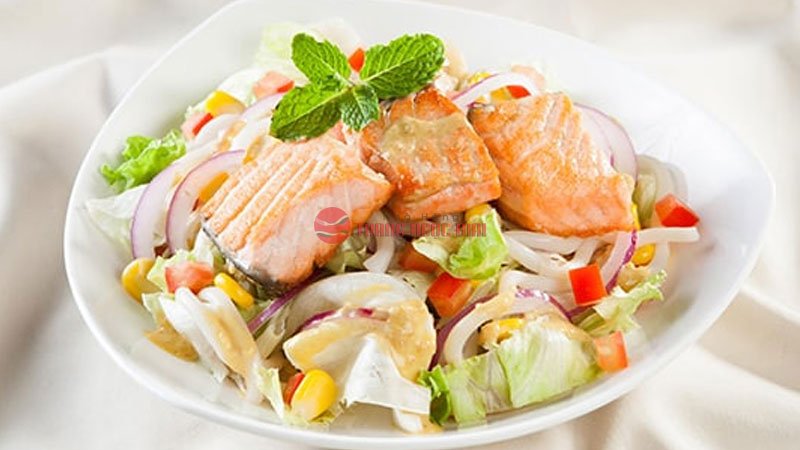 Salad cá hồi chuẩn vị Salad cá hồi chuẩn vị