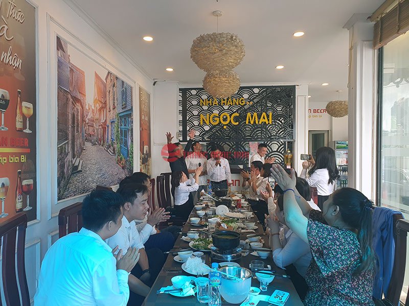 Liên hệ nhà hàng Trang Ngọc Mai để nhận khuyến mãi đặt tiệc cuối năm giá tốt