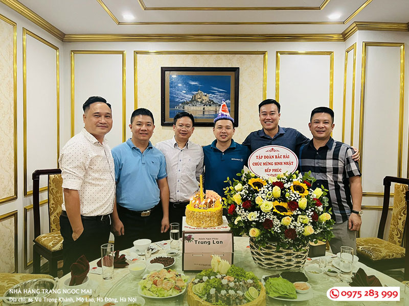 Nhà hàng có phòng riêng tổ chức sinh nhật ấm cúng tại Hà Nội