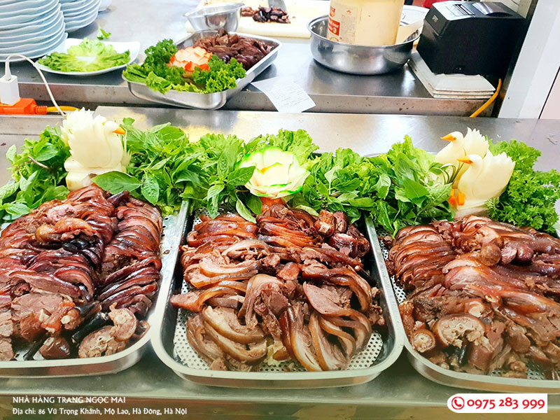 Tổ chức tiệc tất niên cuối năm là gì? Đơn vị tổ chức tiệc uy tín tại Hà Đông Các món ăn được chế biến ngon mắt và ngon miệng