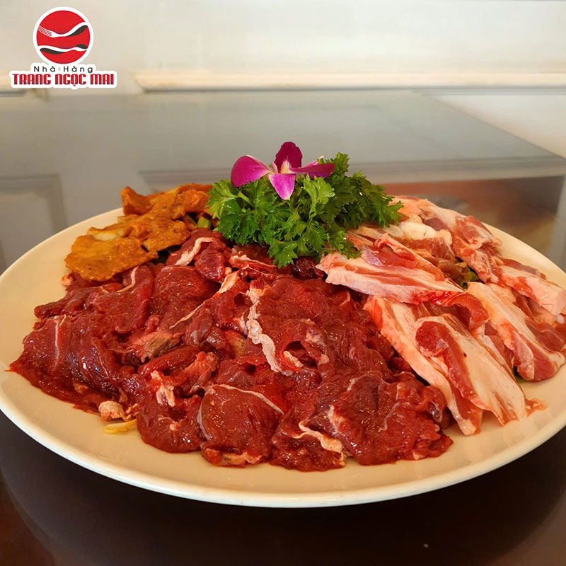 Lẩu riêu cua bắp bò - Tinh hoa Hà Nội gói trọn trong một nồi lẩu